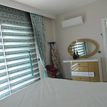 Calistar Apartment *